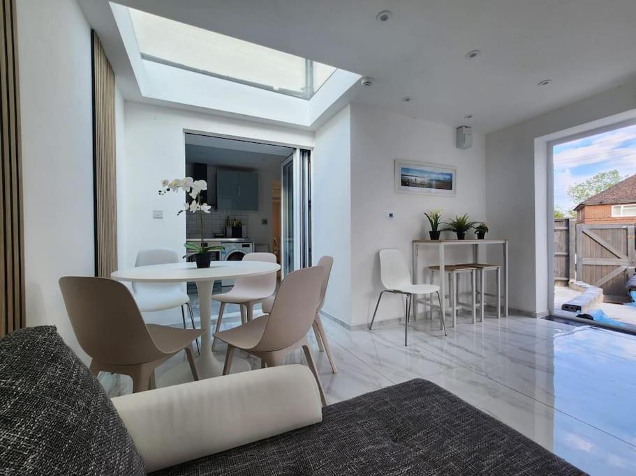 Apartment Spacious And Bright One Bedroom Oxford